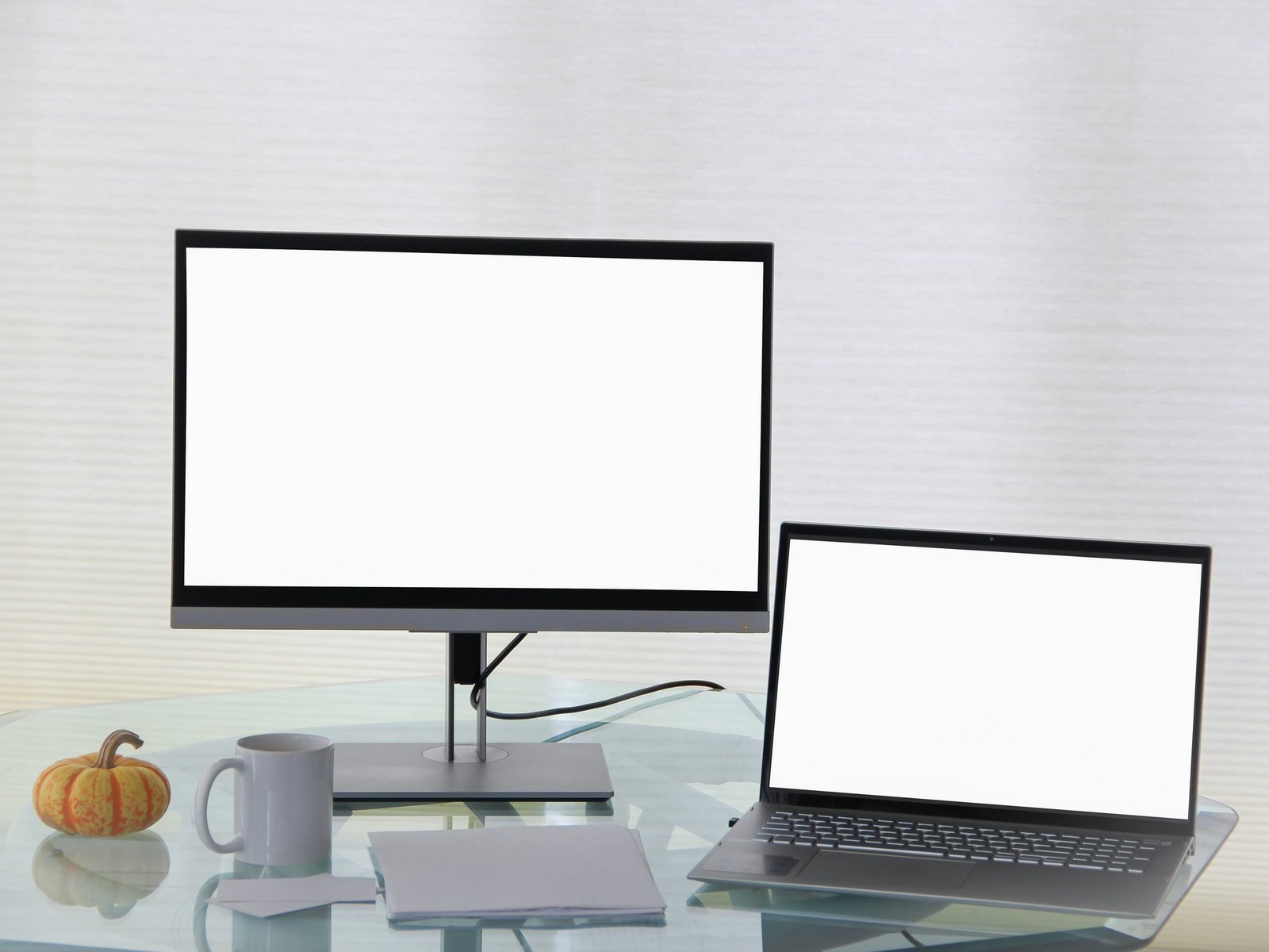 Externer Monitor am PC-Arbeitsplatz